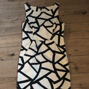 The Limited Dress-Stretchy Fit!!